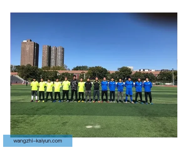 卢顿足球崛起之路：从英格兰小镇到联赛赛场的辉煌征程